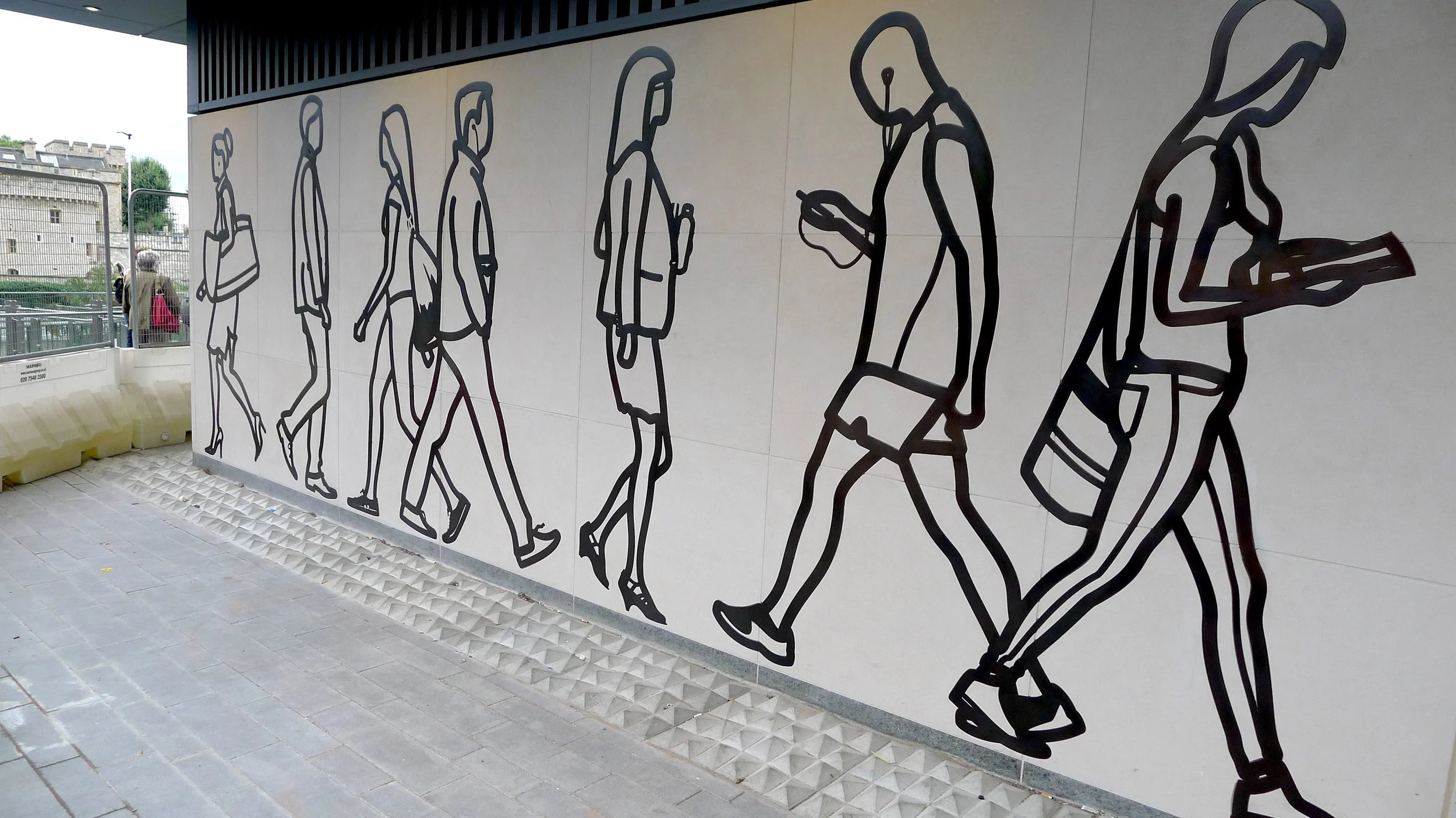 JULIAN OPIE - CITIZEN M — Capisco ltd